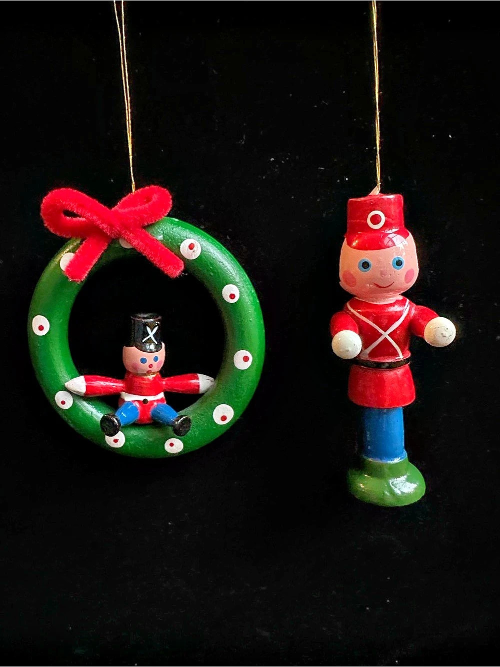 Vintage 1970s–80s Wooden Soldier Nutcracker & Christmas Wreath Ornament Set